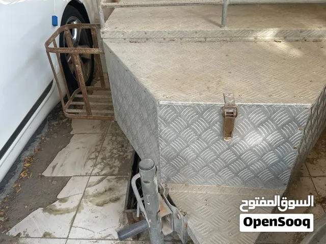 للبيع قالوصة المنيوم للرحلات البرية و البحرية