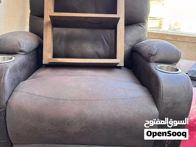 ريكلاينر مستعمل للبيع