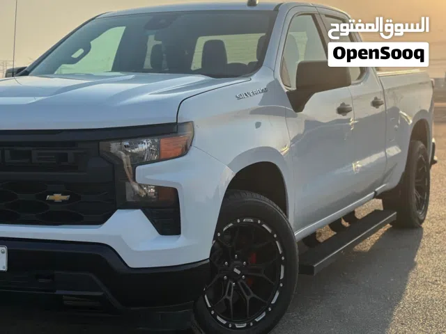 2023 شيفروليه سلفرادو 1500 LT Z71