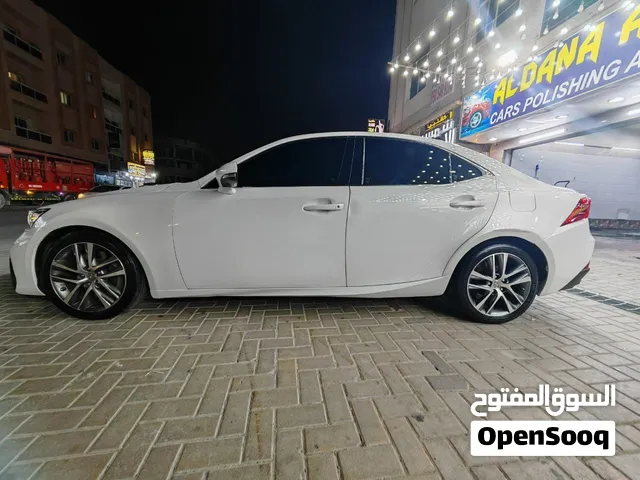 لكزس اي اس 300 للبيع