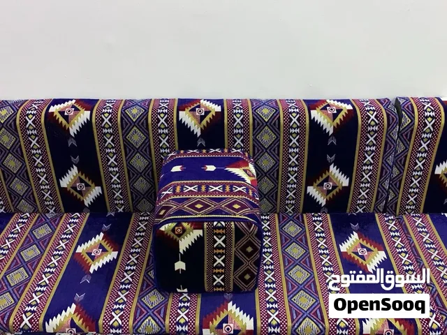 4 قطع قعدة ارضية تكاية و ظهر و اسفل