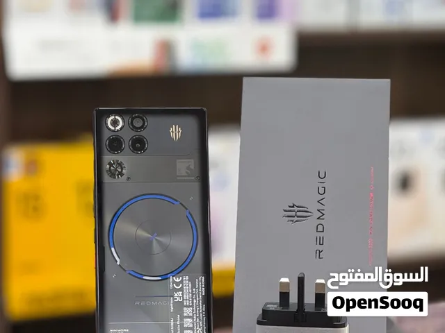 ريدماجيك 11s مبطل من البوكس فقط ، ذاكرة 256GB رام 12 مع جميع ملحقاته ضمان سنة