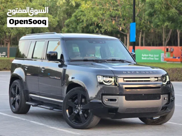 Defender 110 X-Dynamic HSE 2025 - GCC Specs - Under warranty - Service free 2 years - 2 Keys