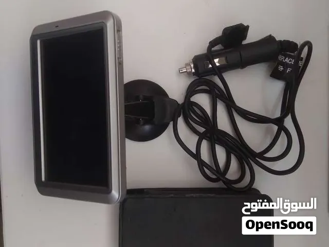 كميرا تابته اماميه للتاكسيات وشاحنات النقل تسجل وتخزن وتعرض افلام واغاني فيديو نظام شاشه مصغره