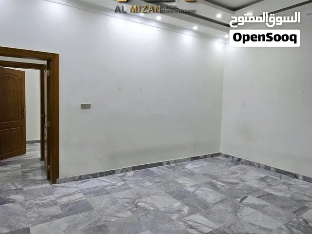 منزل  للايجار موقع مميز في البصره -الطويسة
