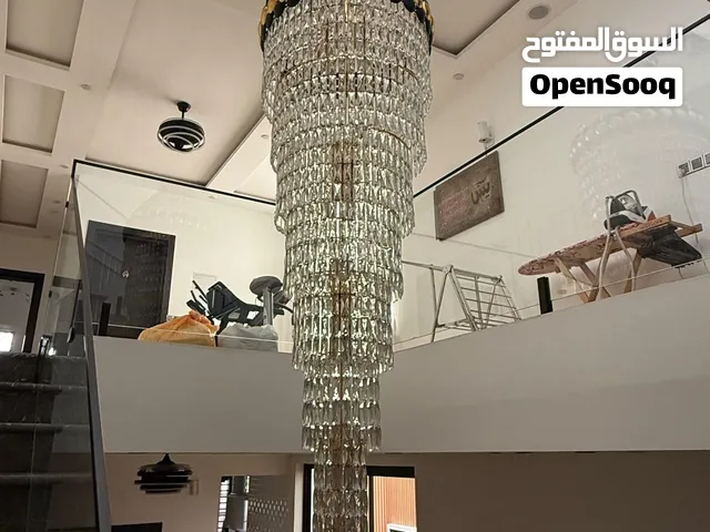 ثريا جديده للبيع
