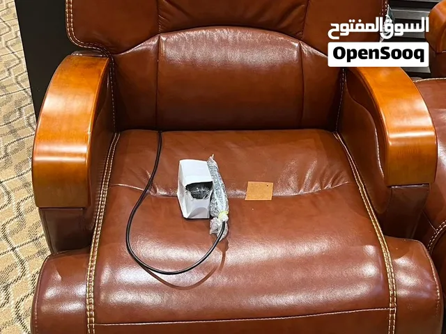 VVIP Boss Original Italian leather Chair Brand new with massages and recliner