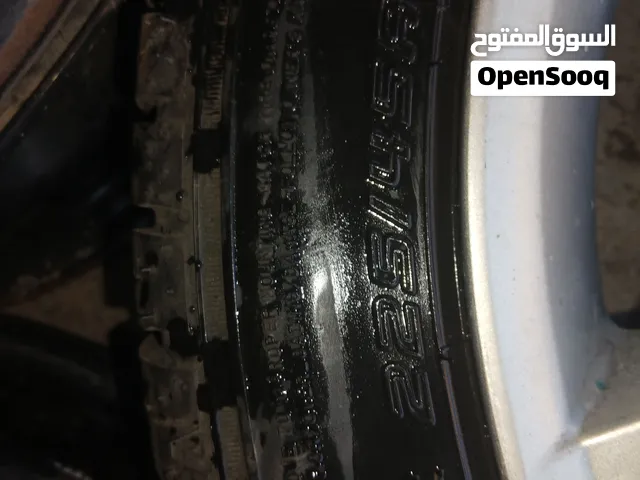 السلام عليكم يوجد لدينا سريا ديسكوات معا الاطرات 225،45،18معا سريا قومه اجديده