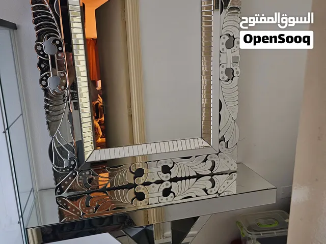 للبيع عاجل بحالة جيدة شكل جميل جدا بجانب باب المنزل