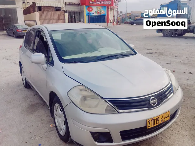 Nissan tiida 2012 model