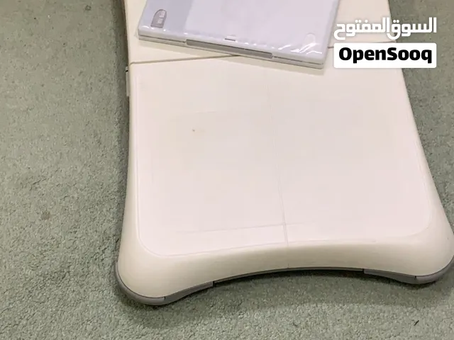 للبيع لوح التوازن نينتندو وي (Wii Balance Board)