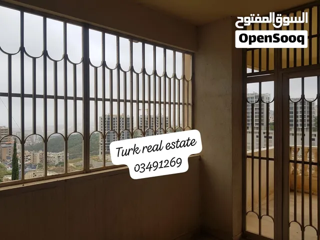 شقة للبيع في دوحة عرمون