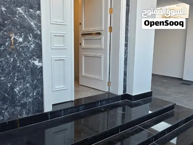 فيلا دورين خليجي وشقة مفصوله للبيع - الحشان خلف مسجد بوزغنين موقع ممتاز حي سكني راقي