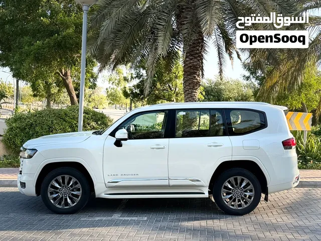 Used Toyota Land Cruiser in Muharraq