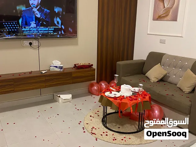 غرف مريحه جداً بنظام الشاليه بركاء الرميس بخصوصيه تامه بأسعار رائعه وبها جلسه خارجيه.
