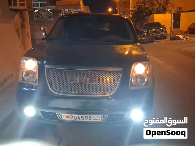 Used GMC Yukon in Northern Governorate