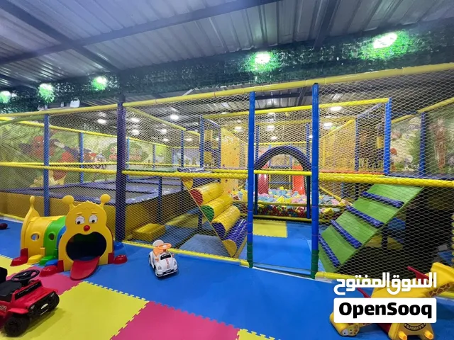 مركز تعليمي للبيع
