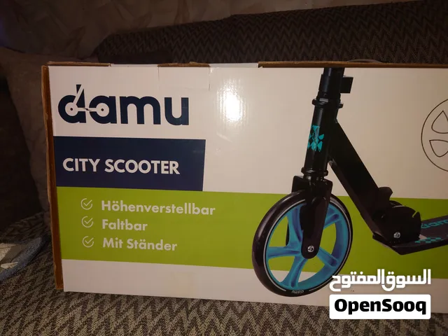 سكوتر جديد ما ماشي بلكارتونه