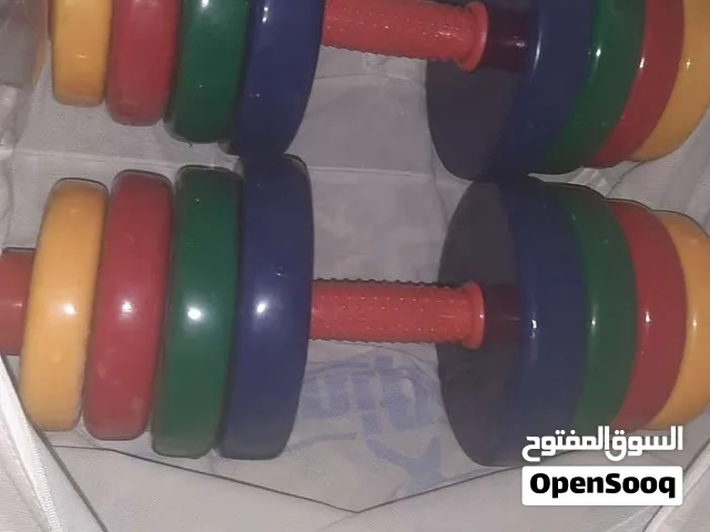 معدات رياضية شبه جديدة للبيع