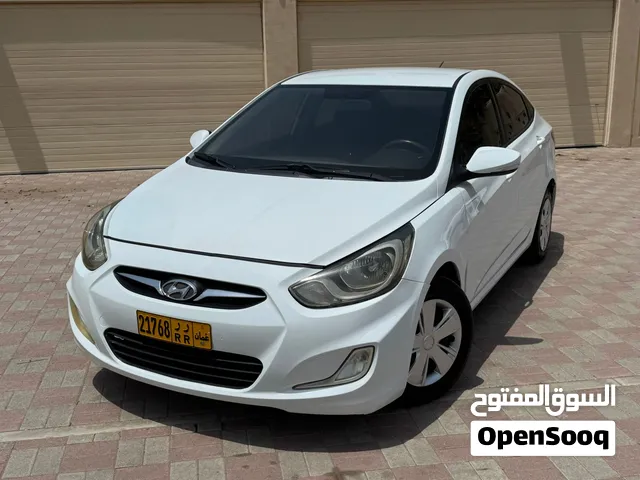 اكسنت خليجي 1.6 موديل 2016 رقم 2 ملكية سنة كاملة و سيارة 100٪ تم عمل ميجر سرفيس