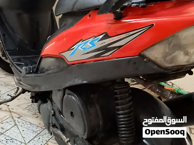 دراجه ماكس عدله نضيفه مجفته تاخذهه مني شغالهه ونضافه مبينه بصوره