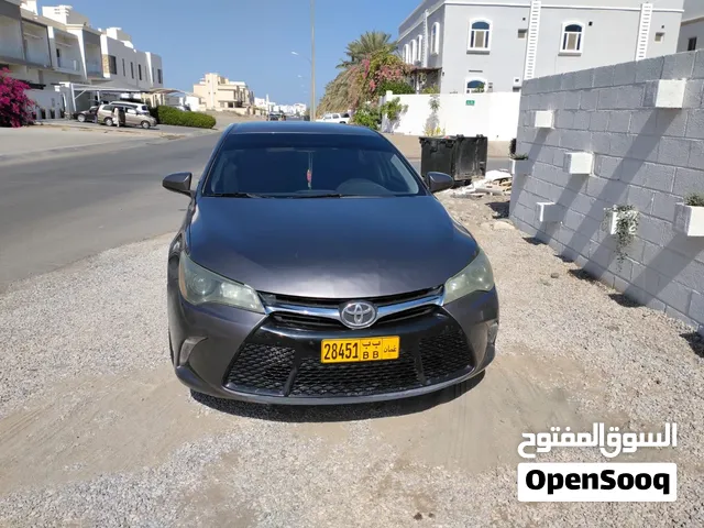 تويوتا كامري للبيع