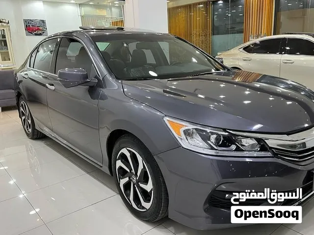 هوندا أكورد 2017 EX-L V6 مرخصة مع فتحة ودخول بدون مفتاح للبيع