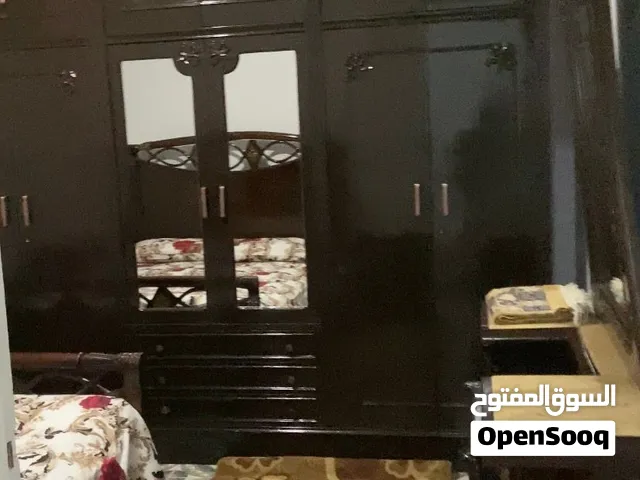 شقة مندرة بحري تاني نمرة من البحر الدور الاول 130م للبيع