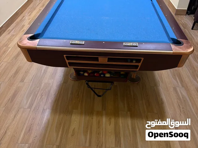 طاولة بليارد رخام .. موجود معاها كلشي استخدام بسيط للتواصل