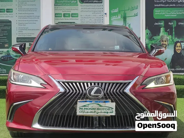 لكزس ES 350 موديل 2019 وارد أمريكي السيارة بحالة الوكالة لاتفوت الفرصه وبادر با الحجز...............