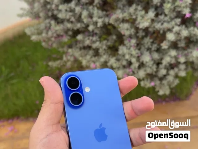 ايفون 16 مستعمل نظيف و مش مفتوح معاه خيط شحن جديد و كفرين