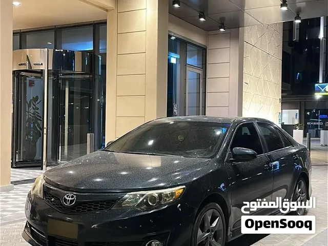 تويوتا كامري للبيع SE 2012 V6