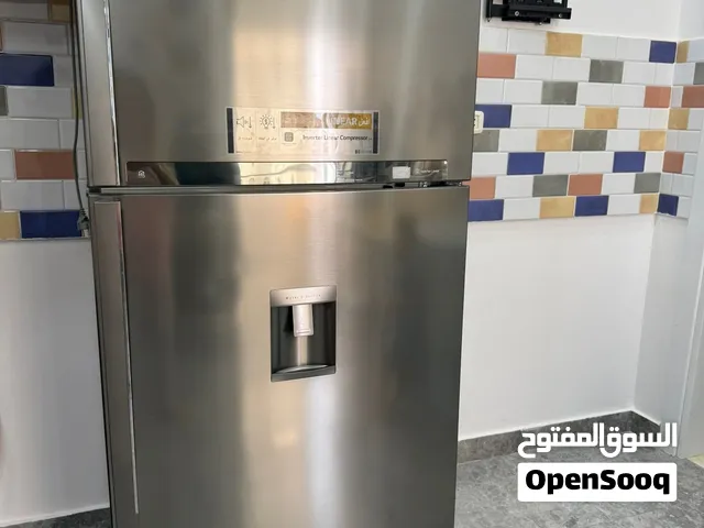 ثلاجة ال جي للبيع شبه جديدة موديل 802