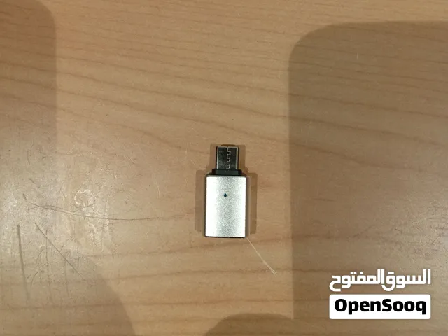 موصل usb للهاتف tybe c نظيف جدا وجديد للعمل علي الهواتف التي تعمل tybe c لنقل الملفات عبر الفلاشات