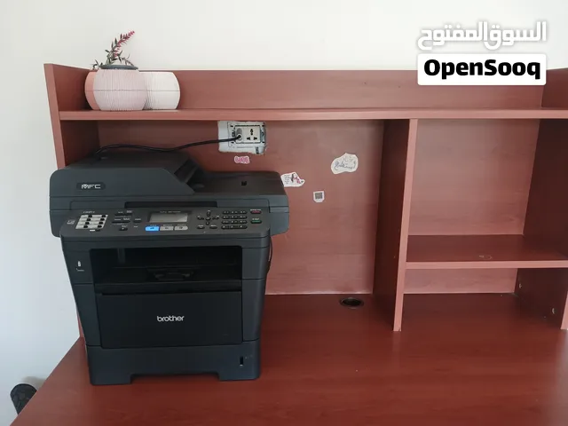مكتب دراسي حجم كبير