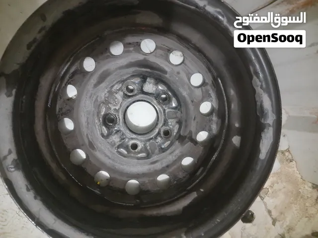 للبيع عدد 2جنط تيوتا اصلي 5براغي رينج مقاس 14