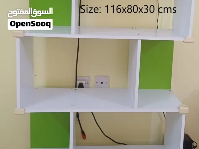 Book shelf / Display shelf