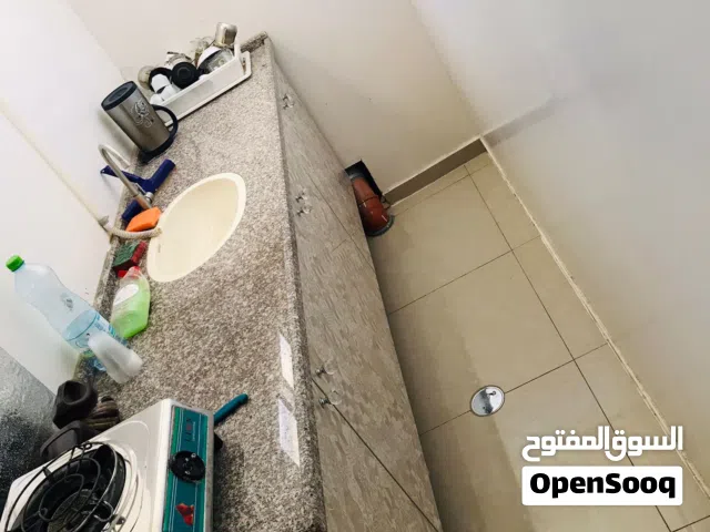خزانة مجلى مع الشايش