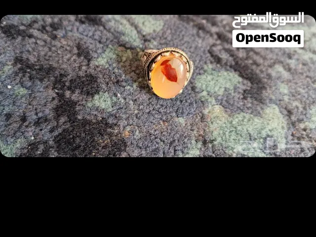 خاتم عقيق يماني مصور للبيع فضه