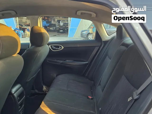 نيسان سنترا موديل 2019 لوحات بغداد السيارة وارد امريكي كلين تايتل بدون حادث السيارة بحالة ممتازة