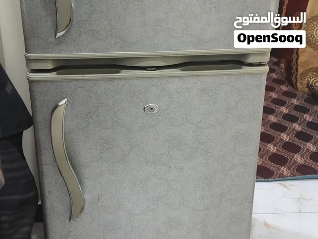 ثلاجه للبيـع