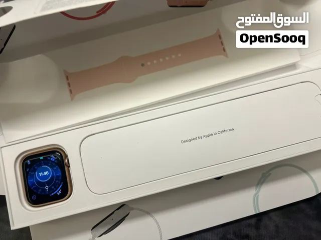 للبيع ساعة أبل سيريس5 / Apple Watch Series 5 for sale.