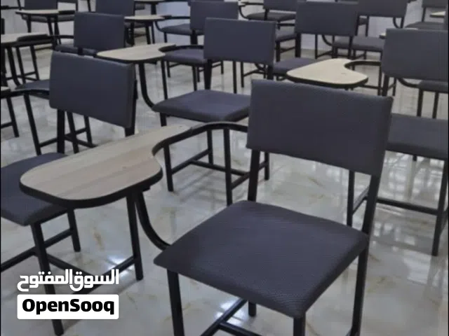 كراسي محاضرات لمراكز القرآن والمراكز الثقافية. الواح وايت بورد