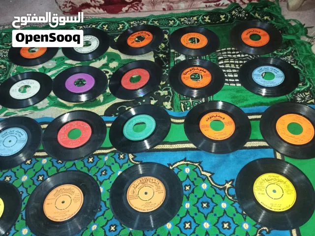 اسطوانات للبيع قديمه تراث يمني معا جهاز التشغيل الاسطوانات البيع الكمية كاملة النوع القديم 18شريط .