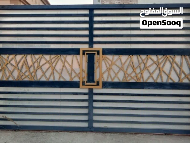 باب خارجي كاست المنيوم