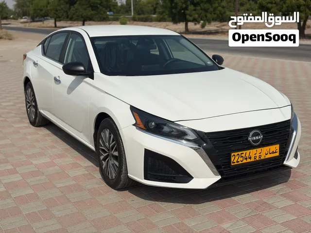للبيع نيسان التيما SV بممشى بسيط وارقام مميزه