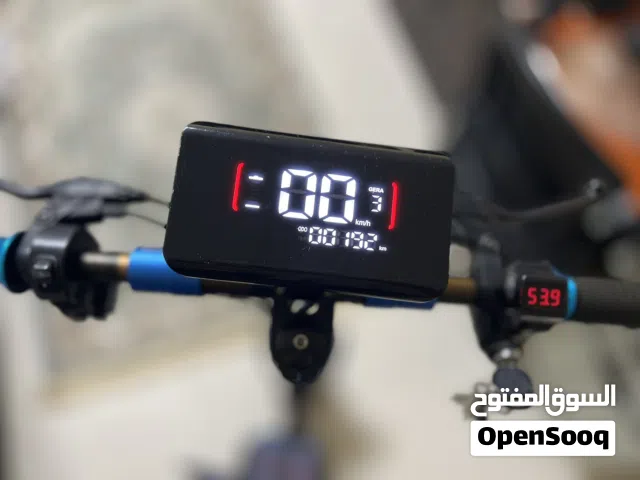 سكوتر الي البيع