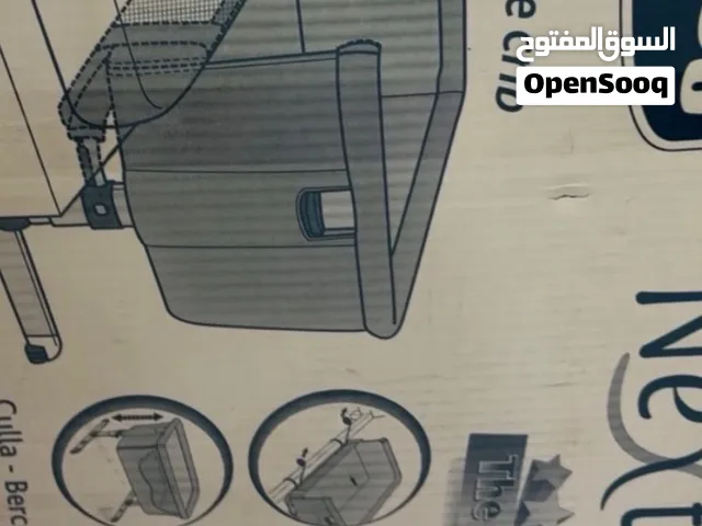 سرير أطفال جديد
