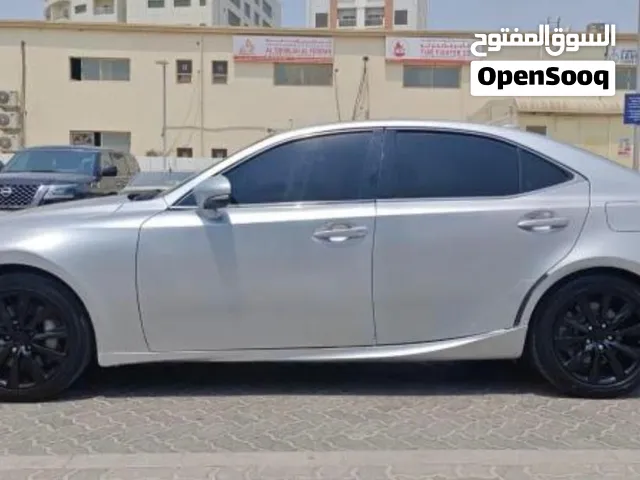 لكزز is200t سنقل دفع خلفي