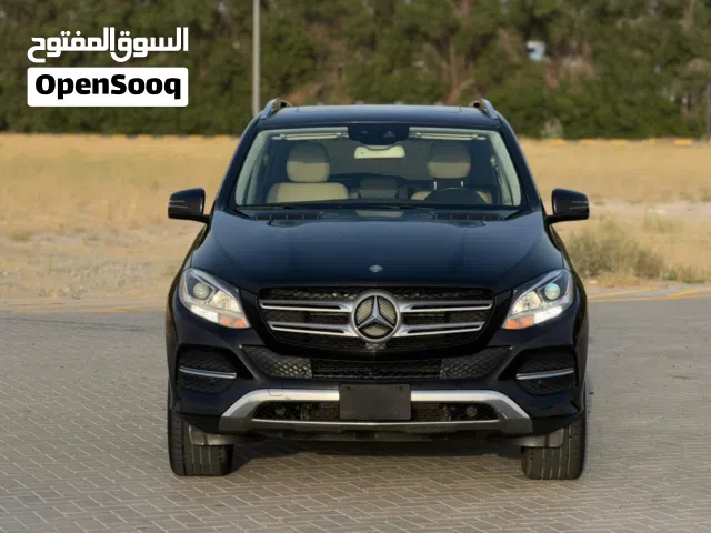 4JGDA5JB9HA876238 مرسيدس بنز GLE350  موديل 2017 فل ابشن باللون الاسود الملكي من داخل بيج بحالة وكالة